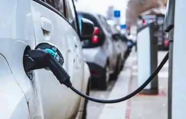 康普利汽車充電樁加盟市場(chǎng)定位與品牌優(yōu)勢(shì)