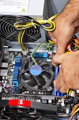 電腦組裝與家電銷售 現代家庭科技消費的雙重選擇